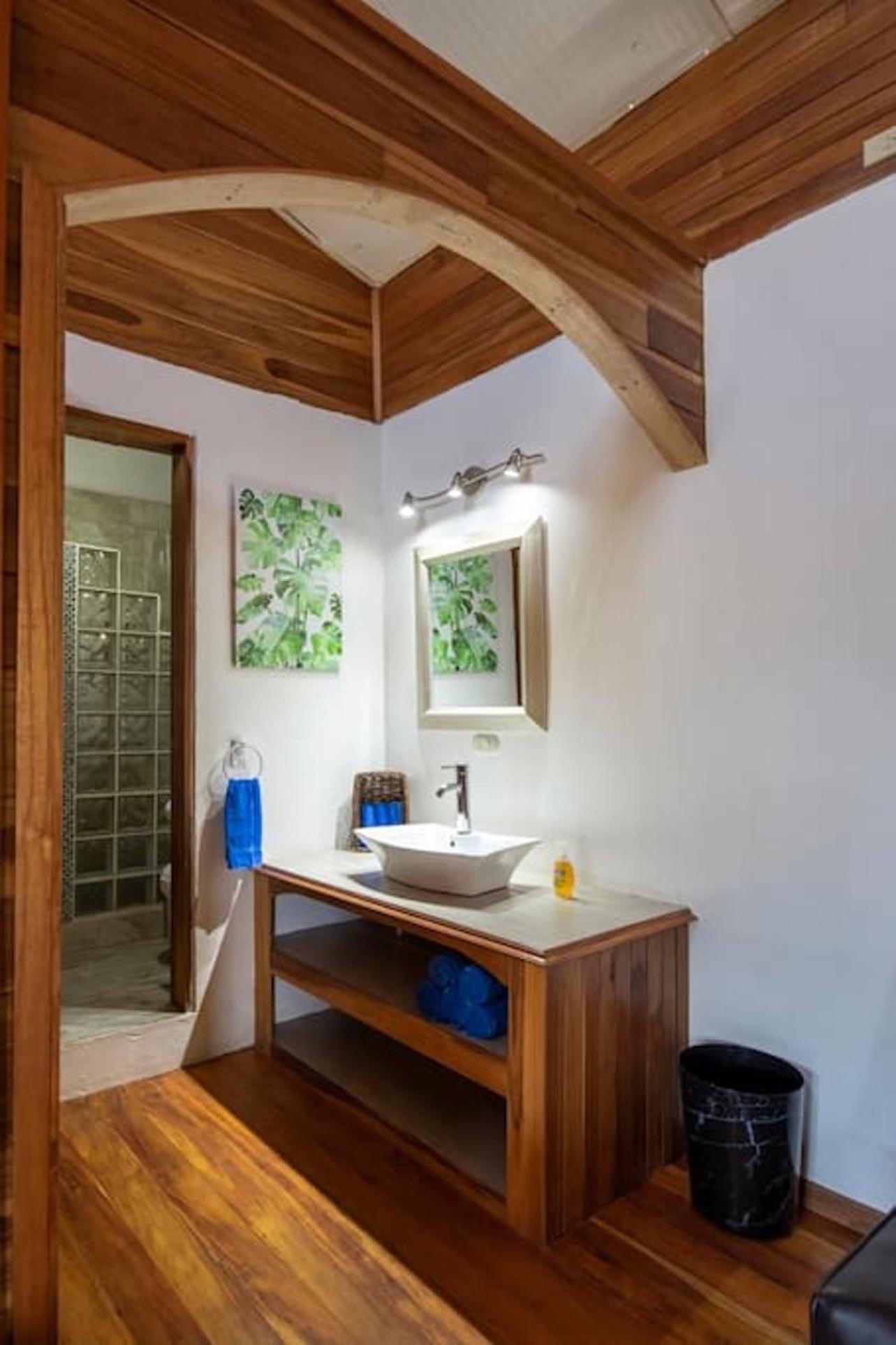 Poolside Beach House At Pangea Lodge Manzanillo  Exterior foto